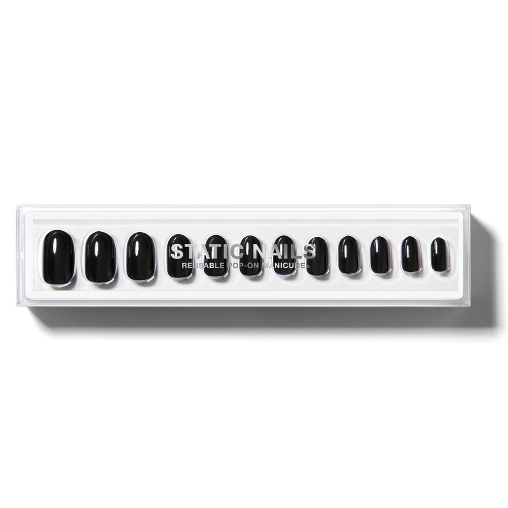 NEW Static Nails Round Press-on Nails in Dark Room